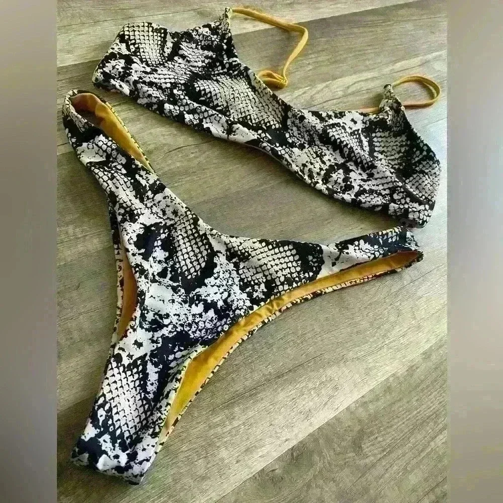 💜 2/$25 ZAFUL Size 8 Has Never Been Worn Faux Snake Skin Print 2 Piece Swimsuit - Picture 2 of 6